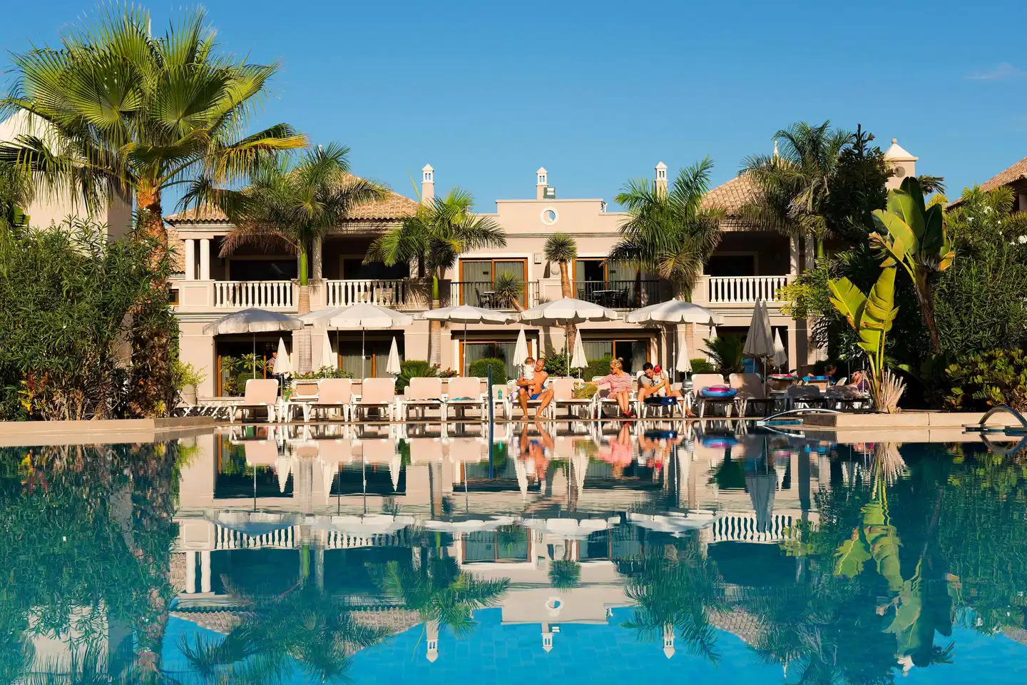 Marylanza Suites & Spa Pool