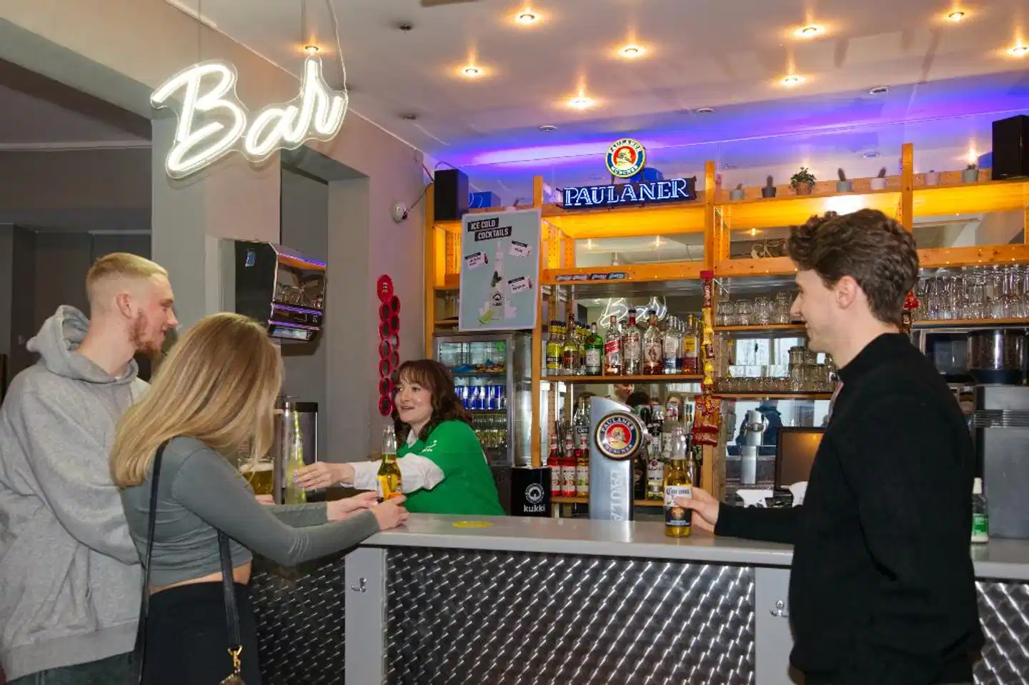 A & O München Hackerbrücke Bar