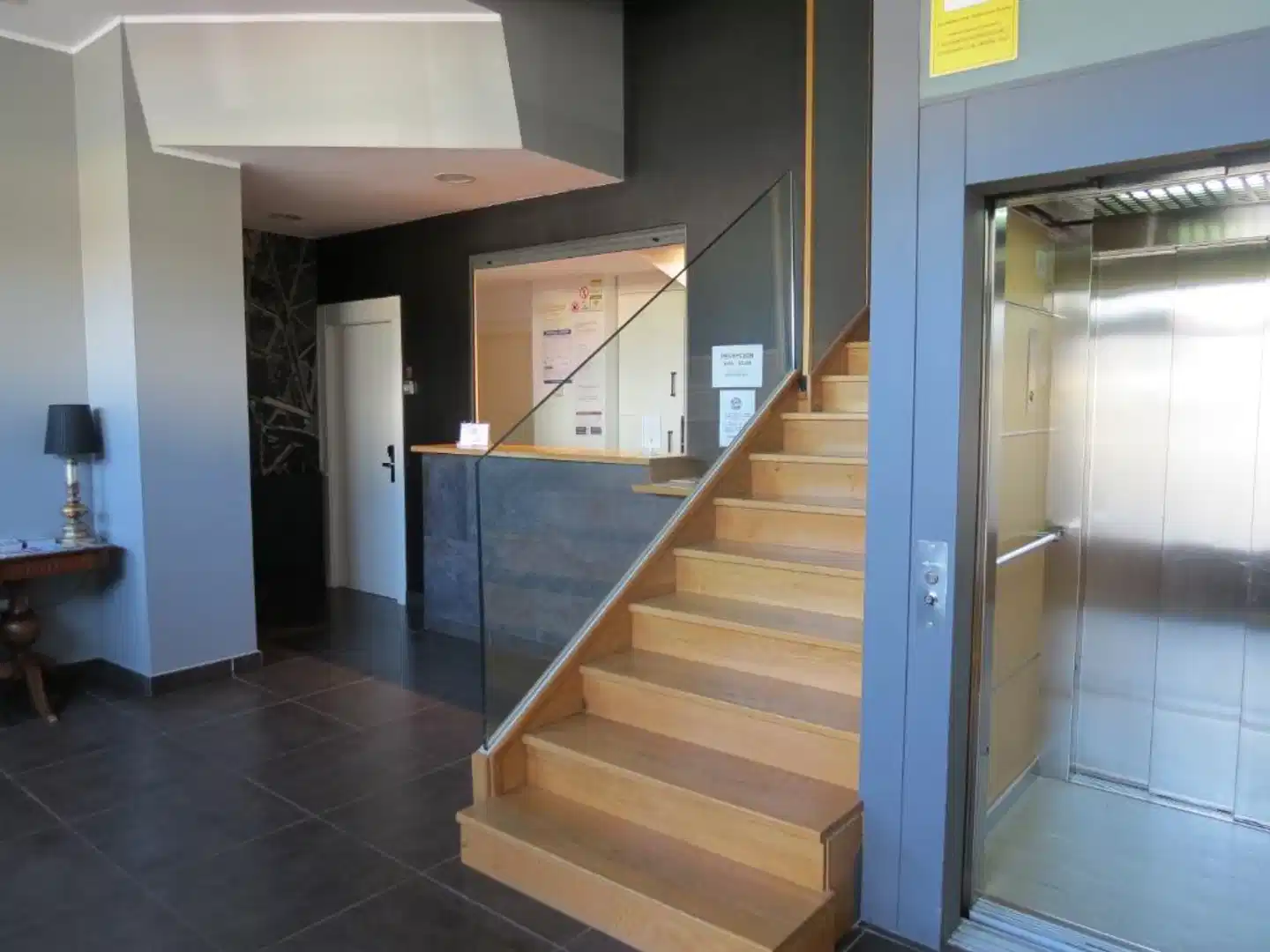 Pensión Don Claudio Lobby