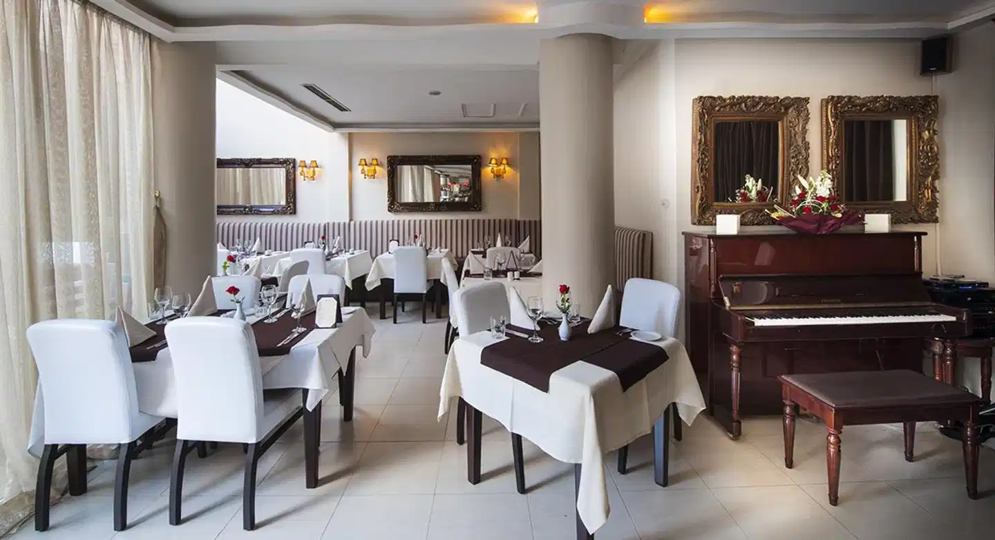 Le Caspien Restaurant