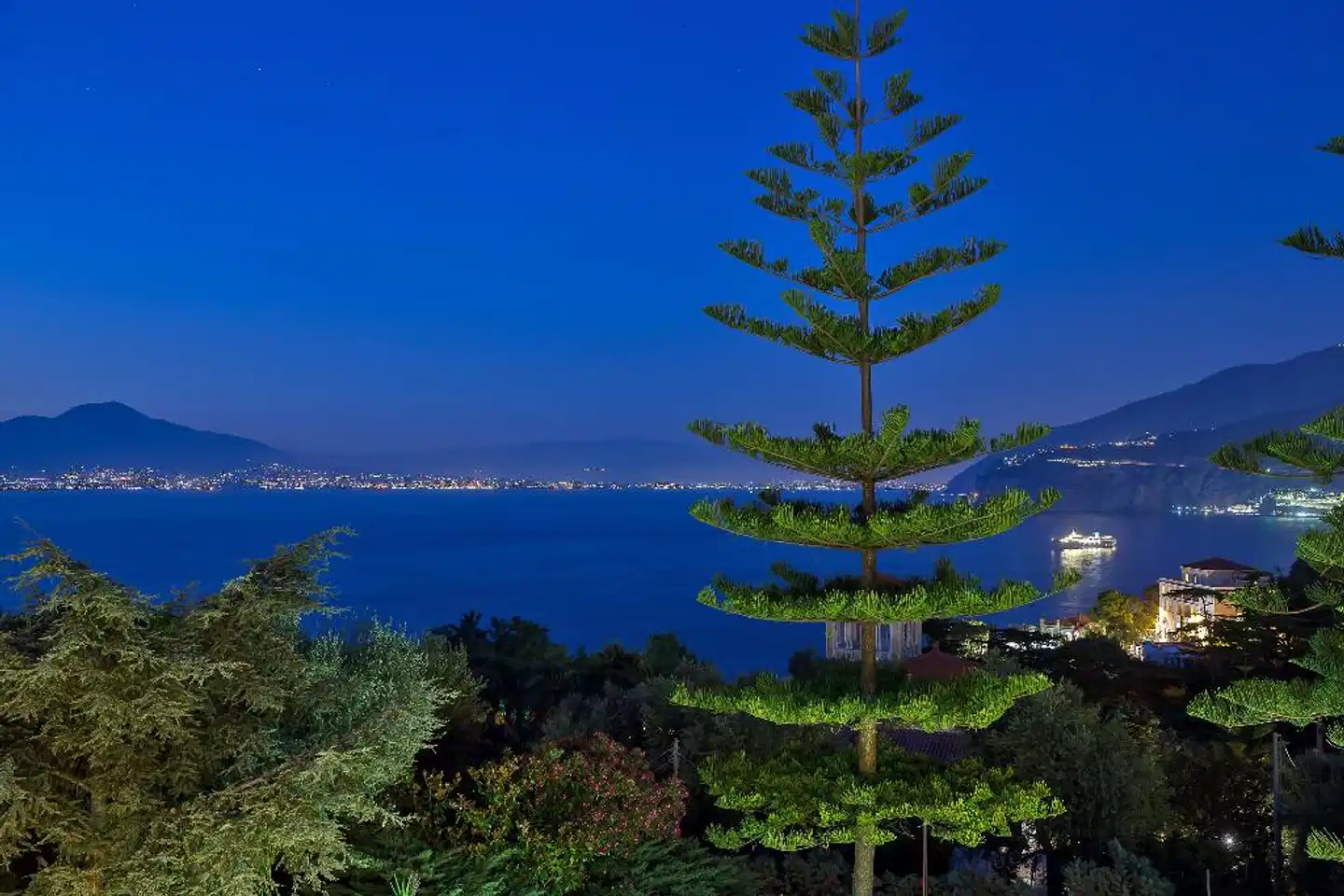 Grand Hotel Vesuvio Landschaft