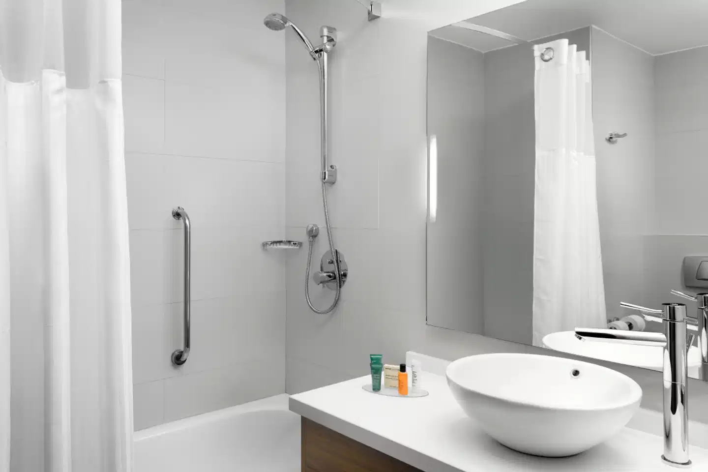 Hilton Garden Inn Málaga Badezimmer