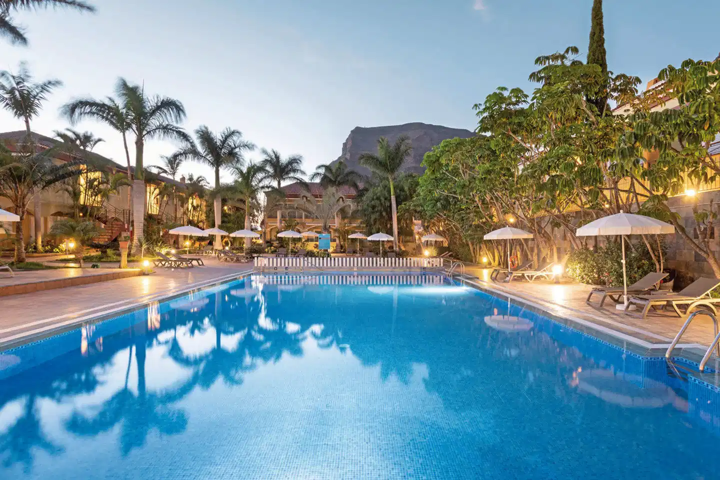 Residencial El Llano Pool