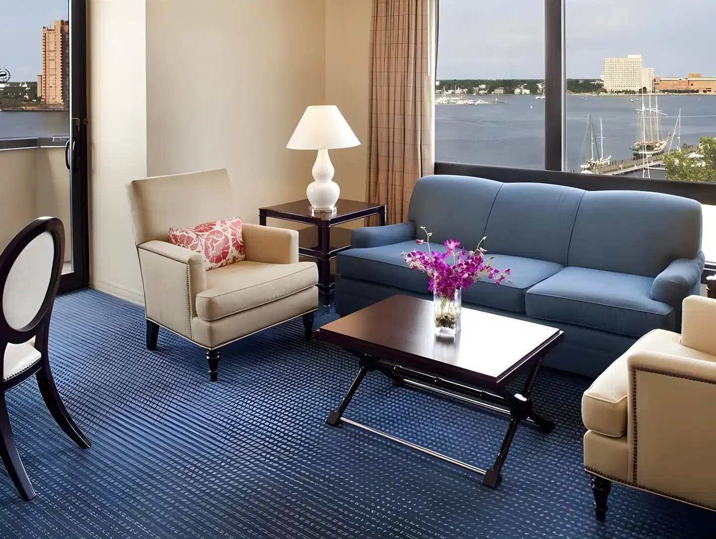 Sheraton Norfolk Waterside Hotel Wohnbeispiel