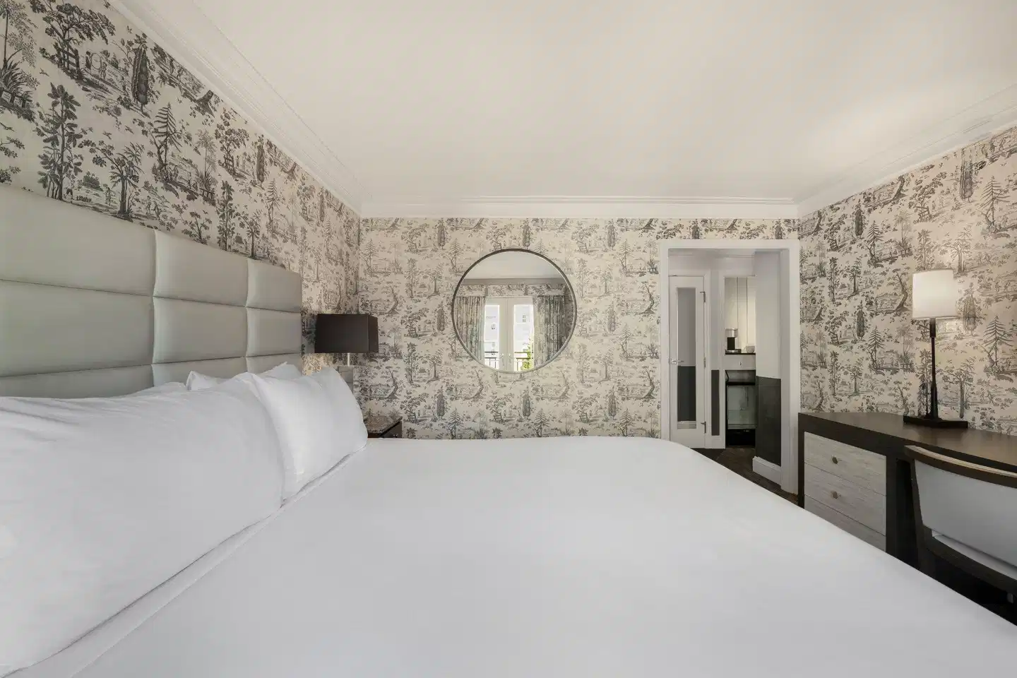 The Normandy Hotel Embassy Row Wohnbeispiel