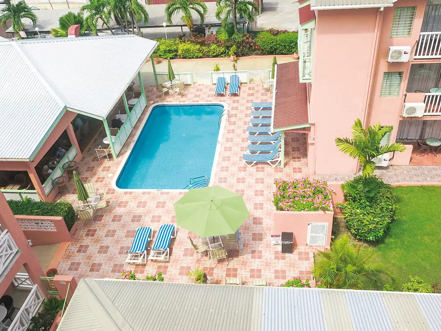 Worthing Court Apartment Hotel Modellaufnahme