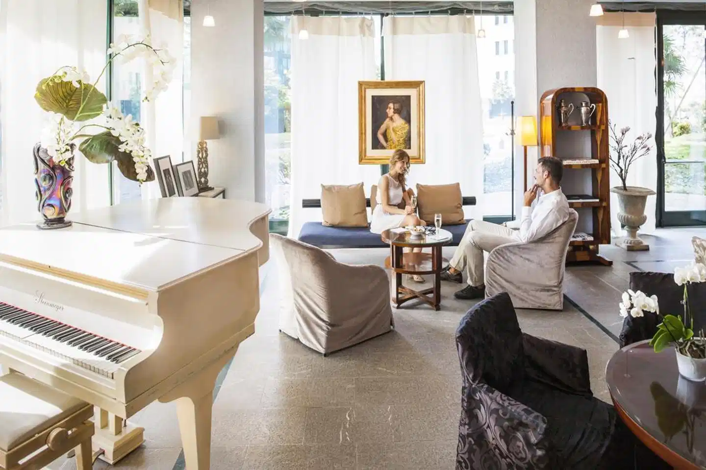 Cosmo Hotel Torri Lobby