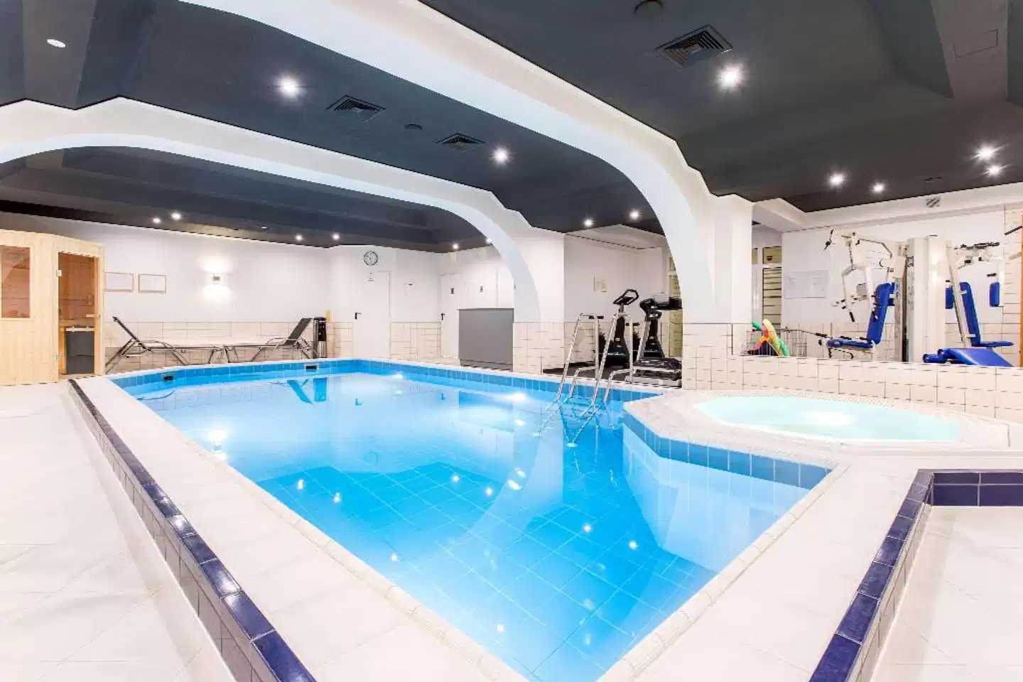 Qubus Hotel Wroc'aw Hallenbad