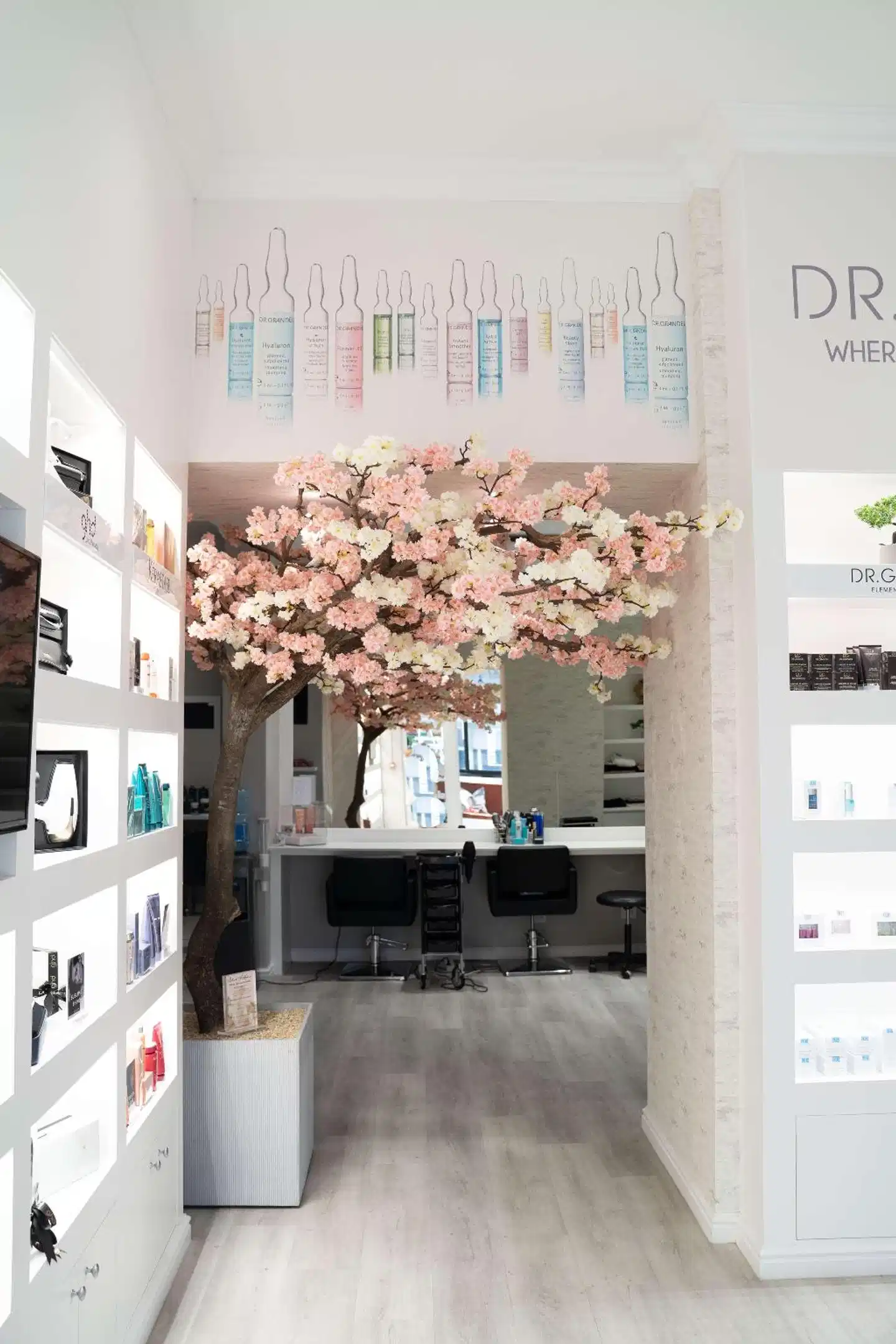 Cloud 9 Boutique Hotel & Spa Lobby