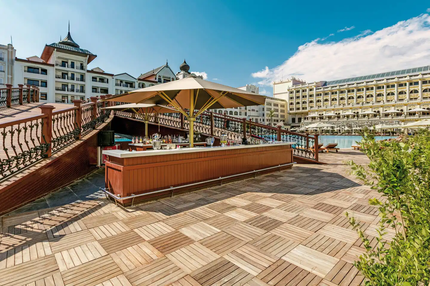 Titanic Mardan Palace Aussenansicht