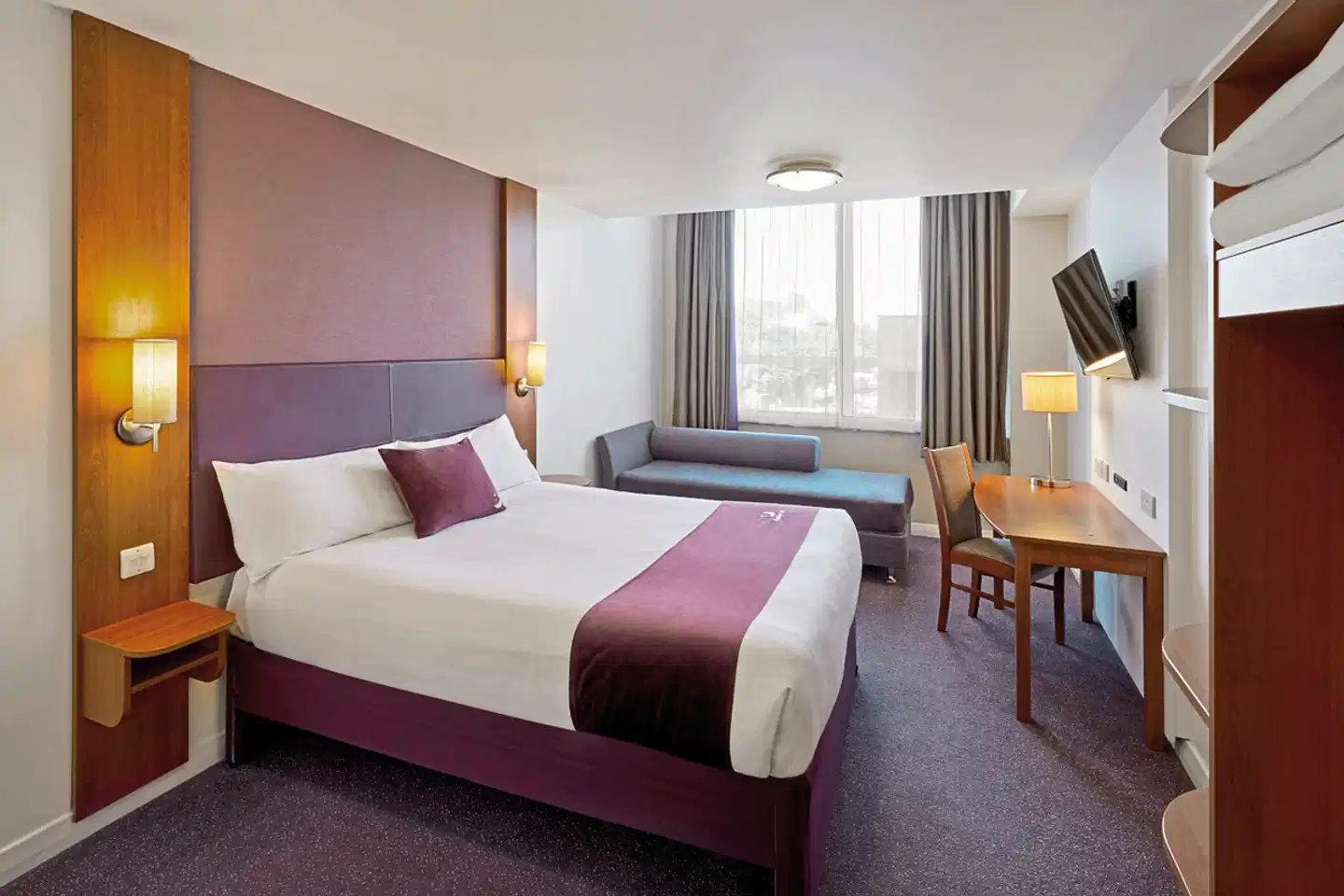 Premier Inn London Putney Bridge Hotel Wohnbeispiel