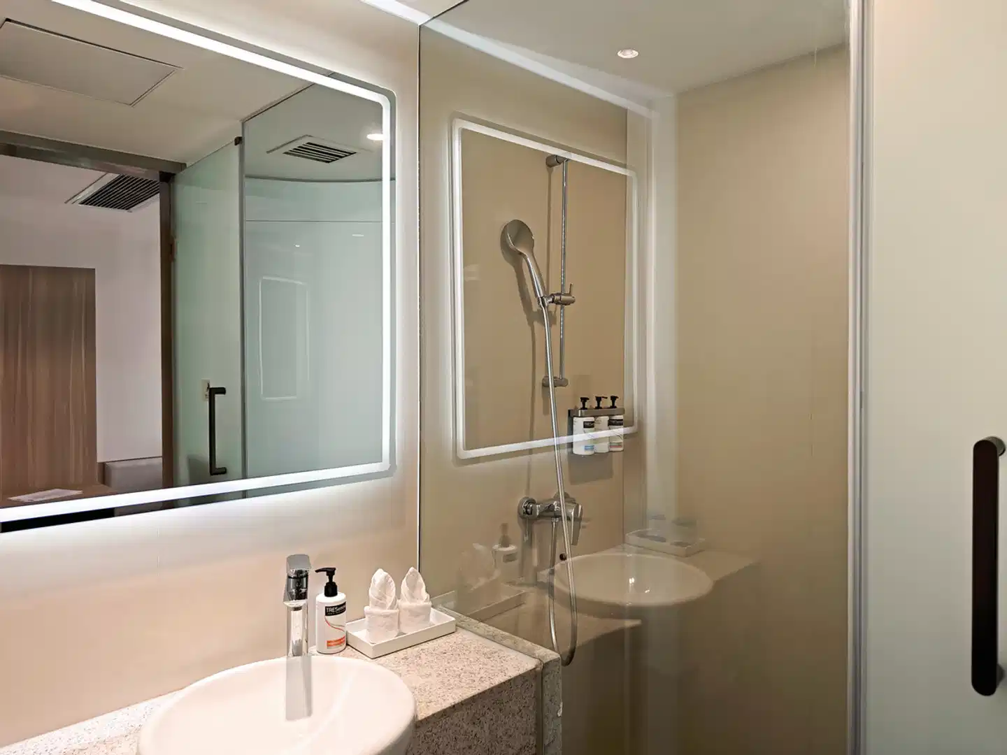 Holiday Inn Express Putuo Badezimmer