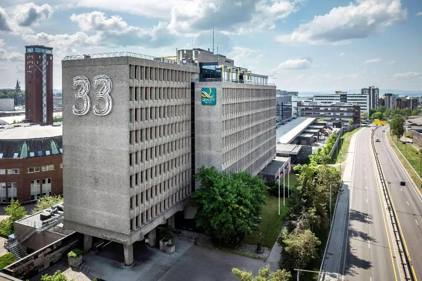 Quality Hotel 33 Aussenansicht