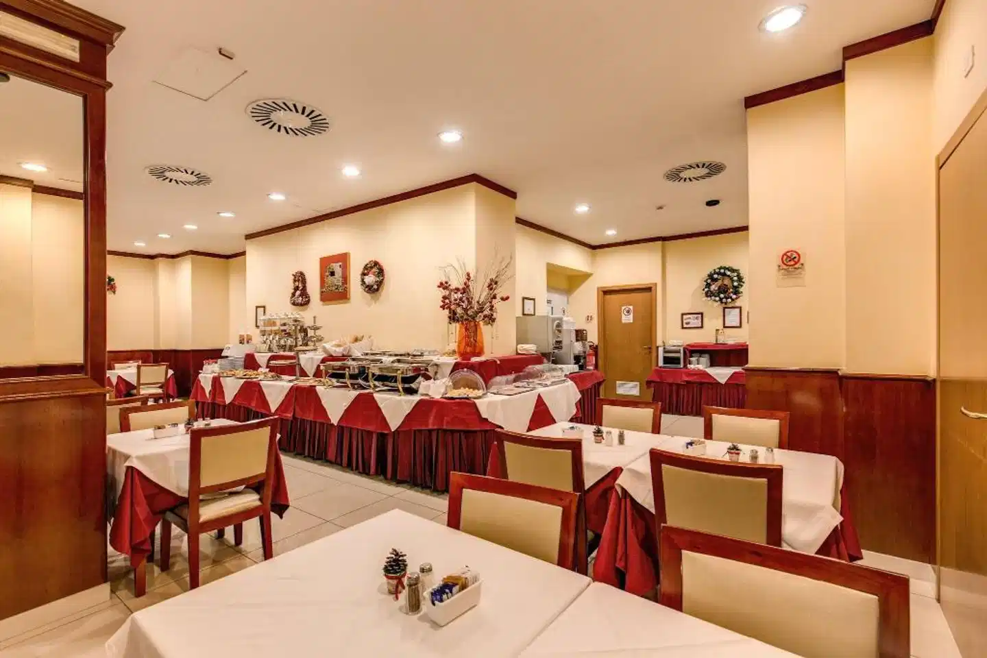 Augusta Lucilla Palace Restaurant