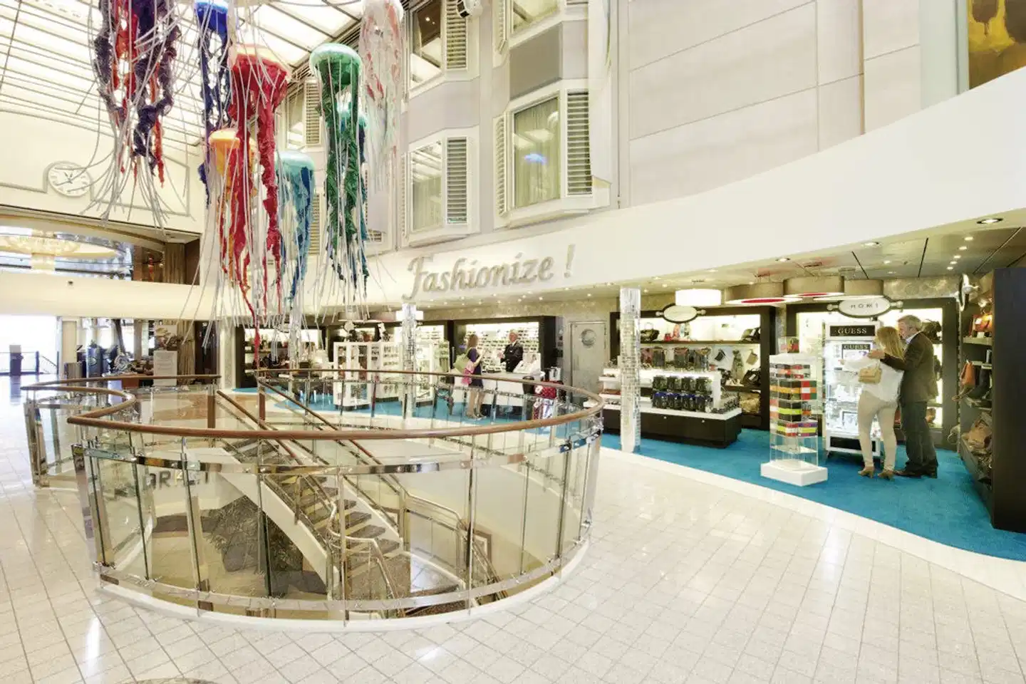 Color Line Fährstrecken Lobby