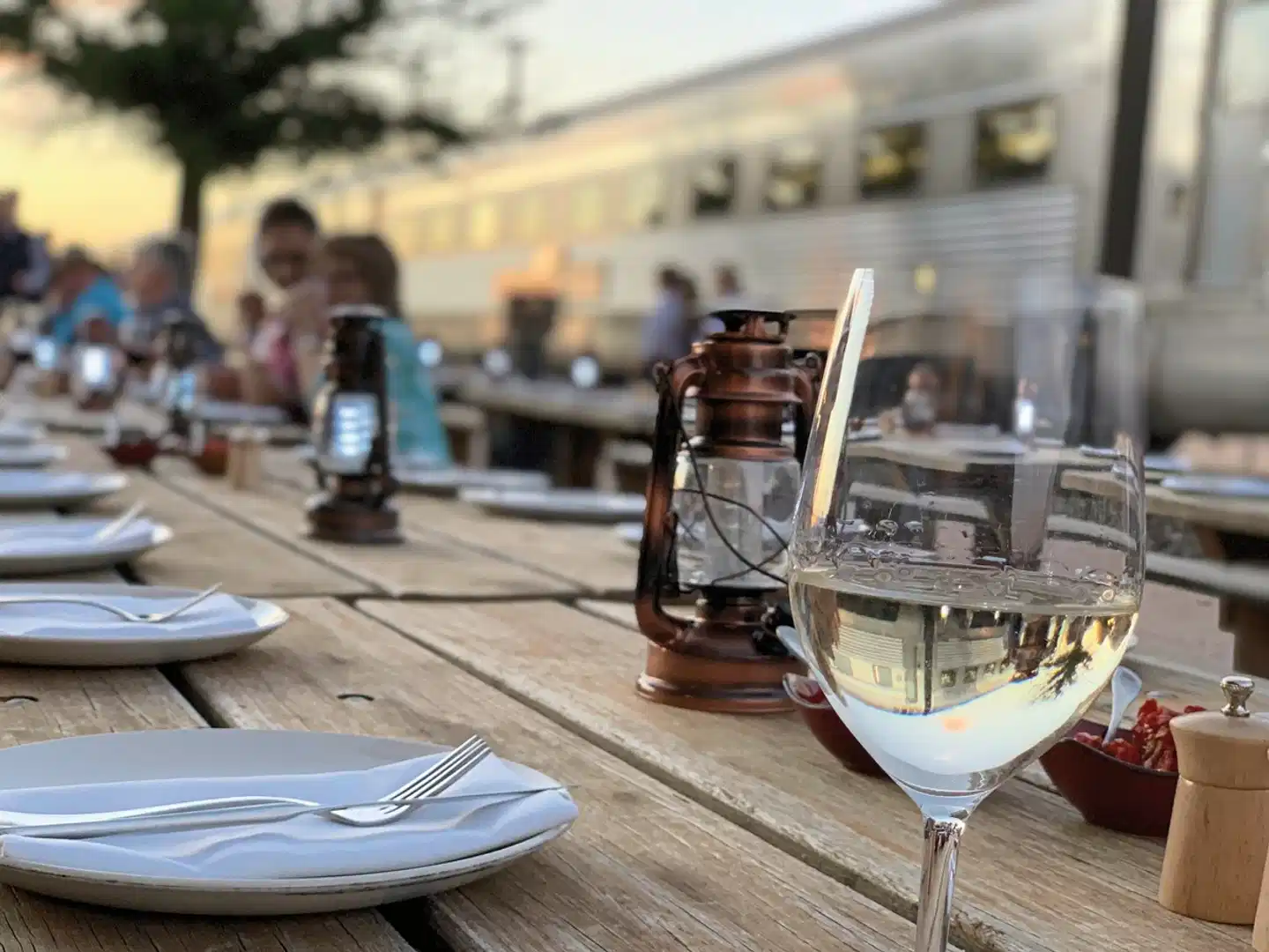 Indian Pacific  Adelaide - Perth Sport und Entertainment