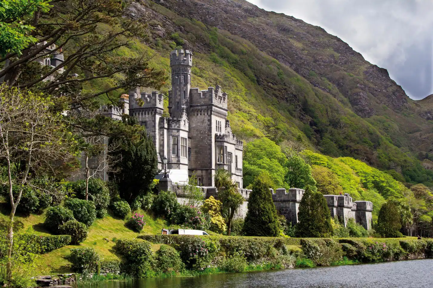 Bahnerlebnisreise Nordirland und der Westen Landschaft