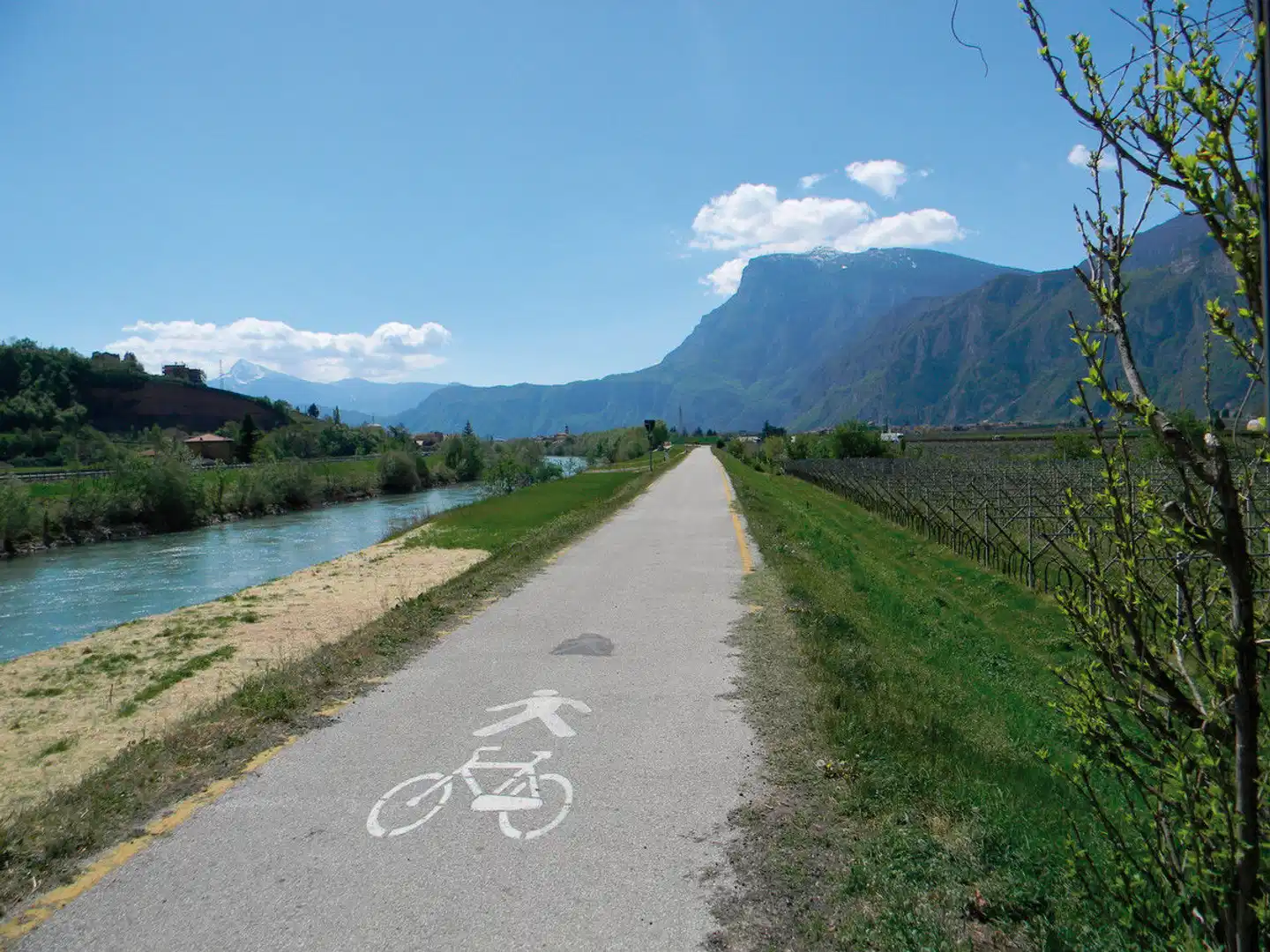 Etsch-Radweg Nauders - Gardasee Landschaft