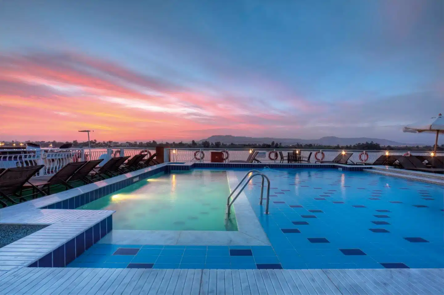 Klassische Nilkreuzfahrt mit Steigenberger Legacy Pool