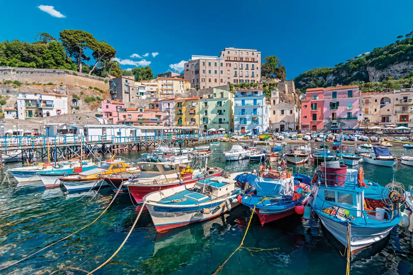 Facettenreiches Italien - Amalfi, Apulien & Kalabrien Aussenansicht
