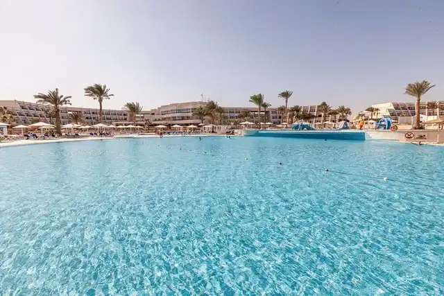 Pharaoh Azur Resort POOL
