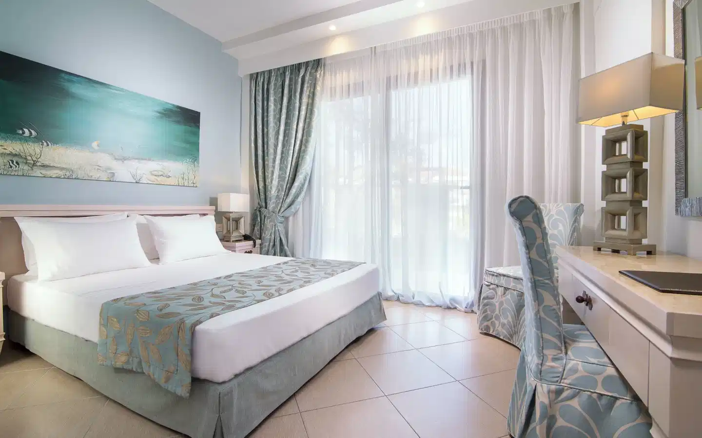 Flegra Palace Wohnbeispiel