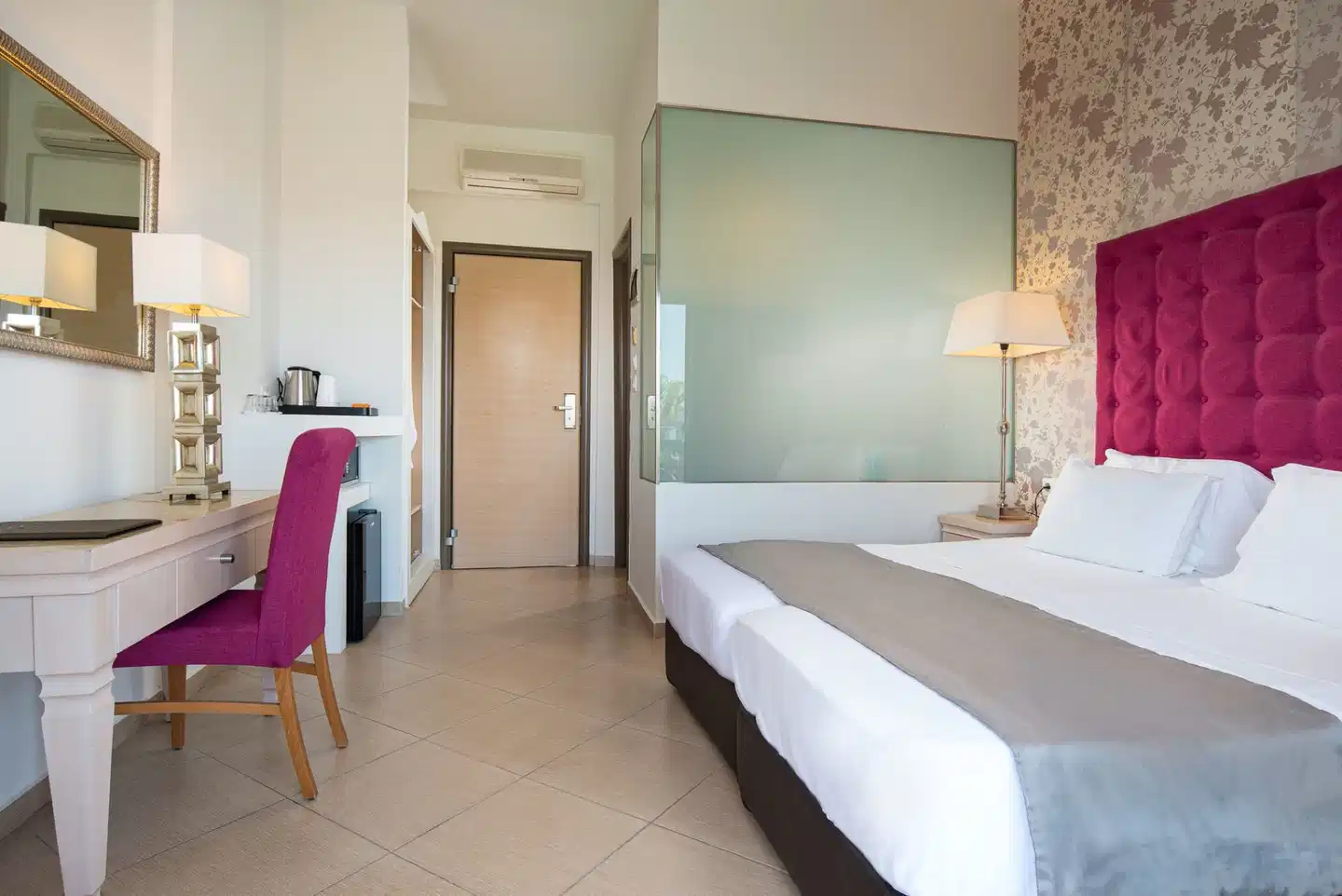 Flegra Palace Wohnbeispiel