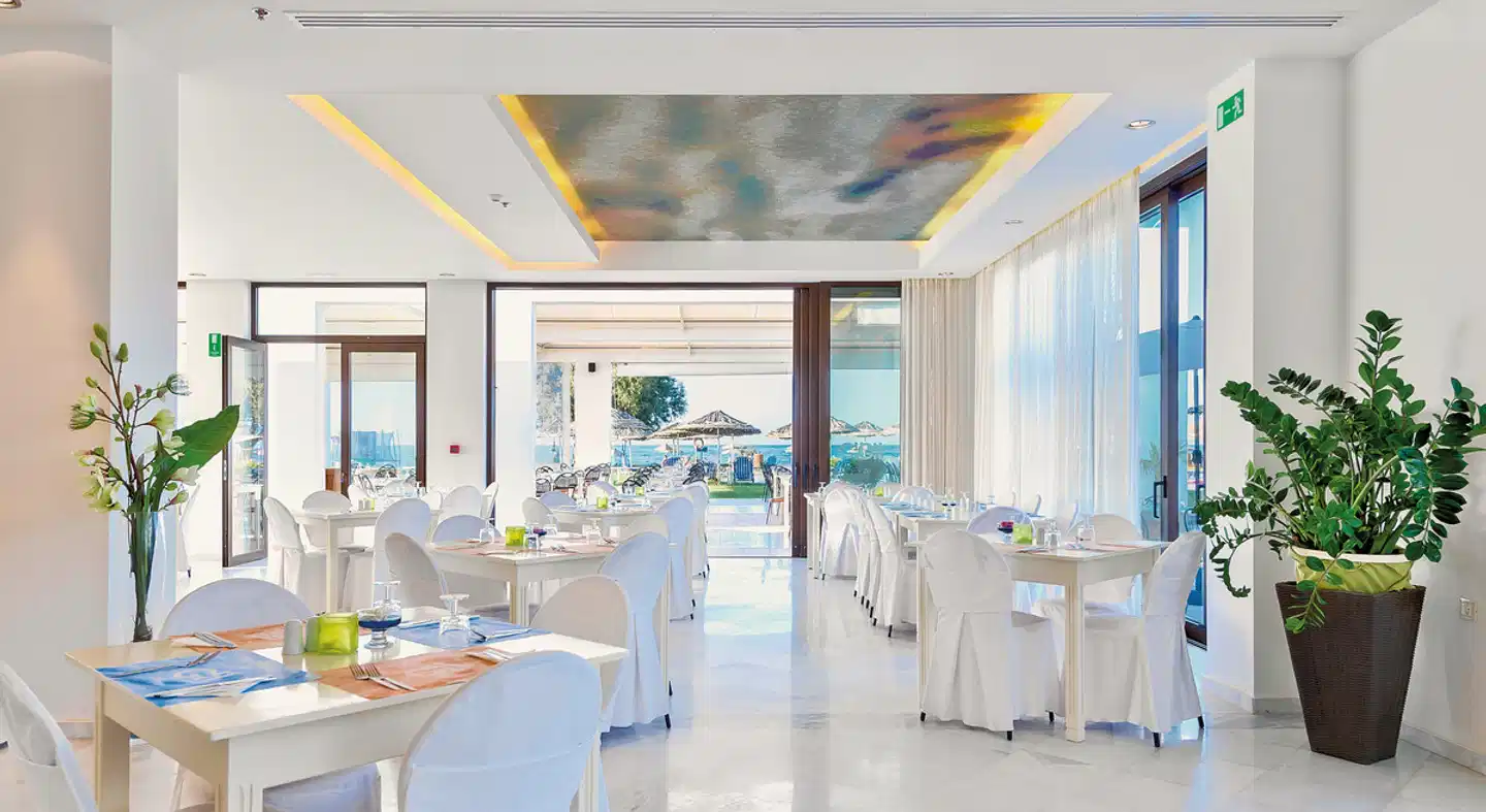 Geraniotis Beach RESTAURANT