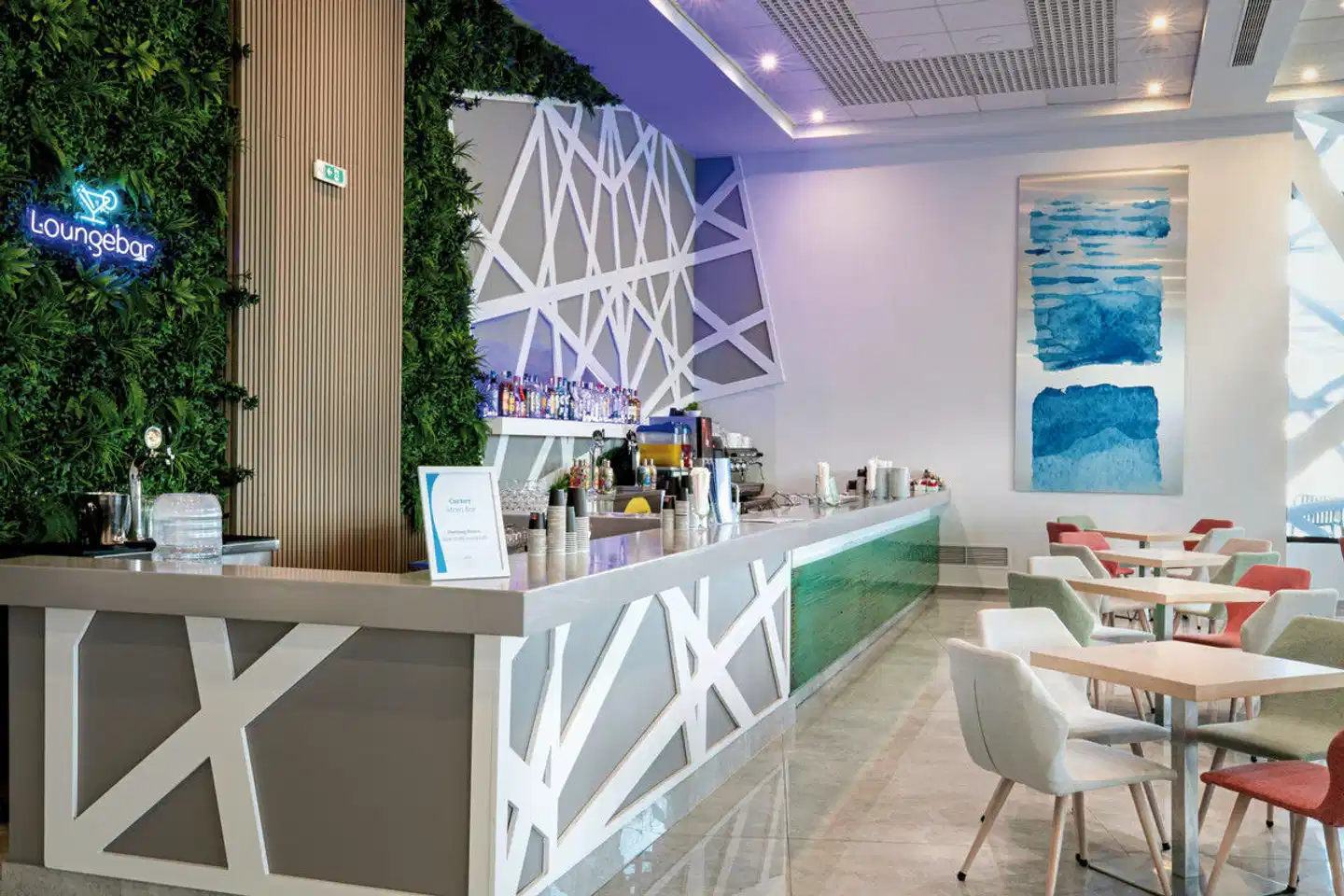 Akti Imperial Deluxe Resort & Spa Dolce by Wyndham Bar