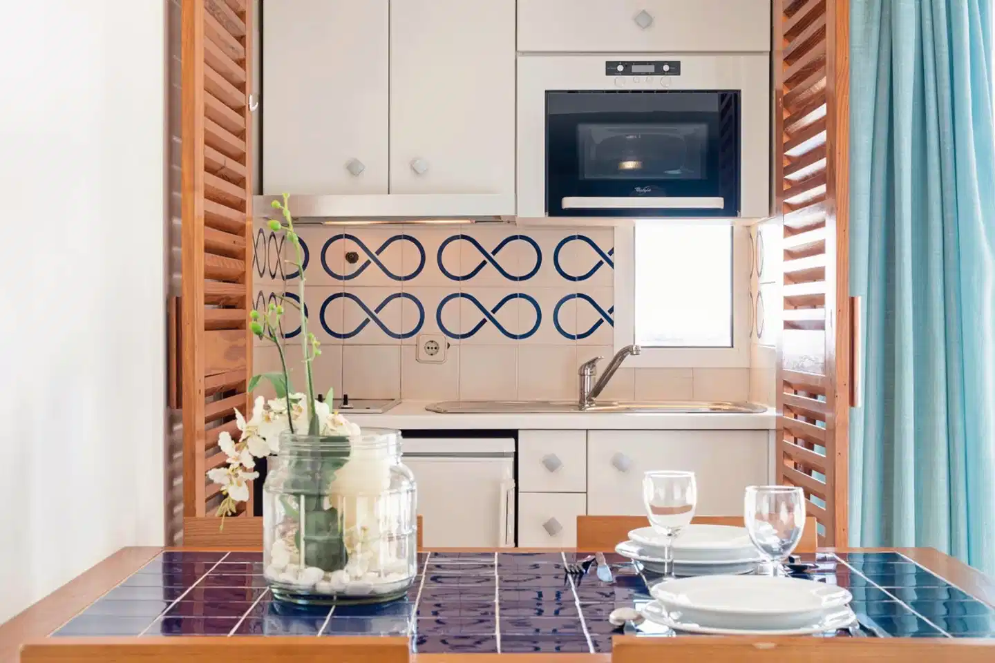 Golden Club Cabanas Restaurant