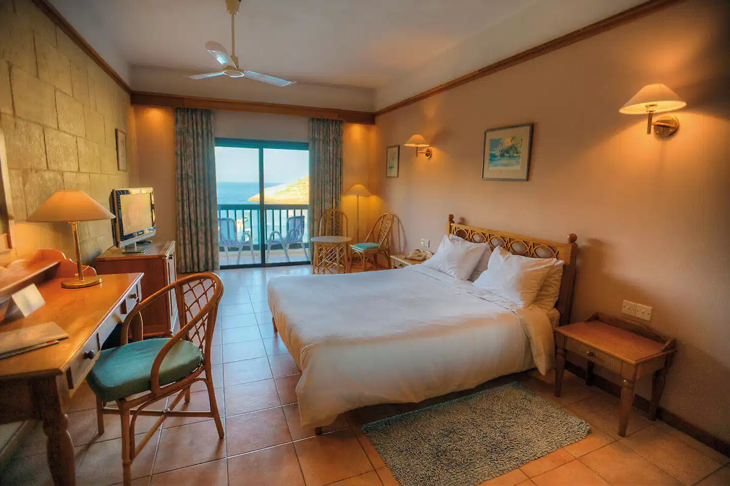 St. Patrick's Hotel ACCOMMODATION