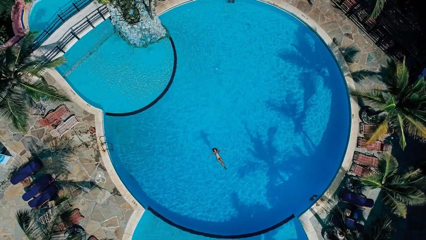 Leopard Beach Resort & Spa Pool