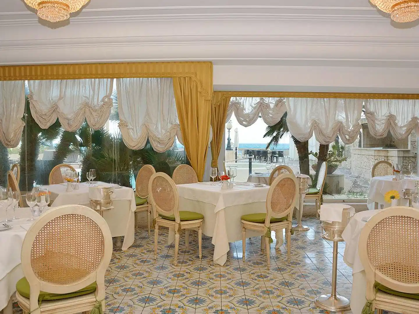 Hellenia Yachting Hotel Lobby