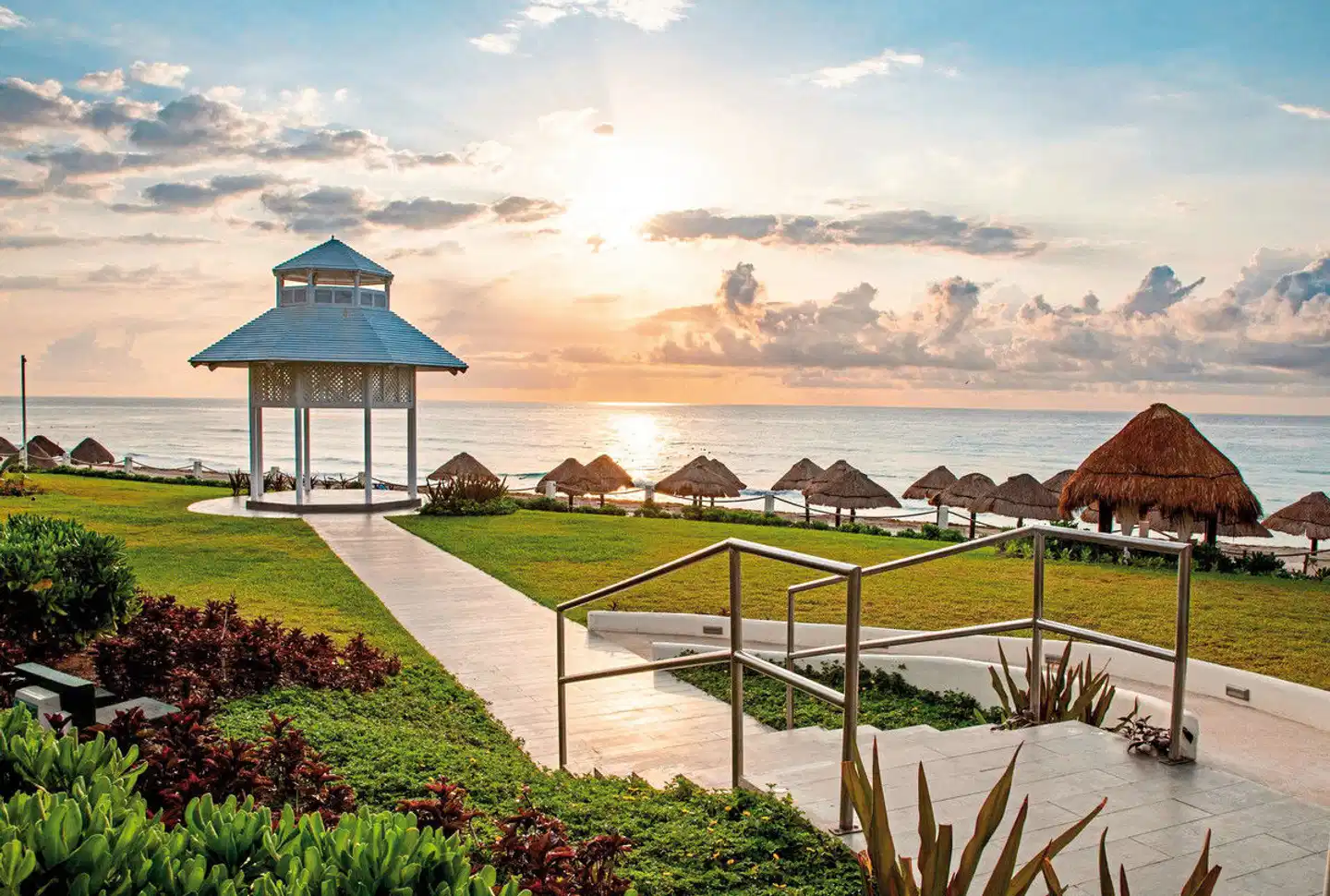 Paradisus Cancun Garten