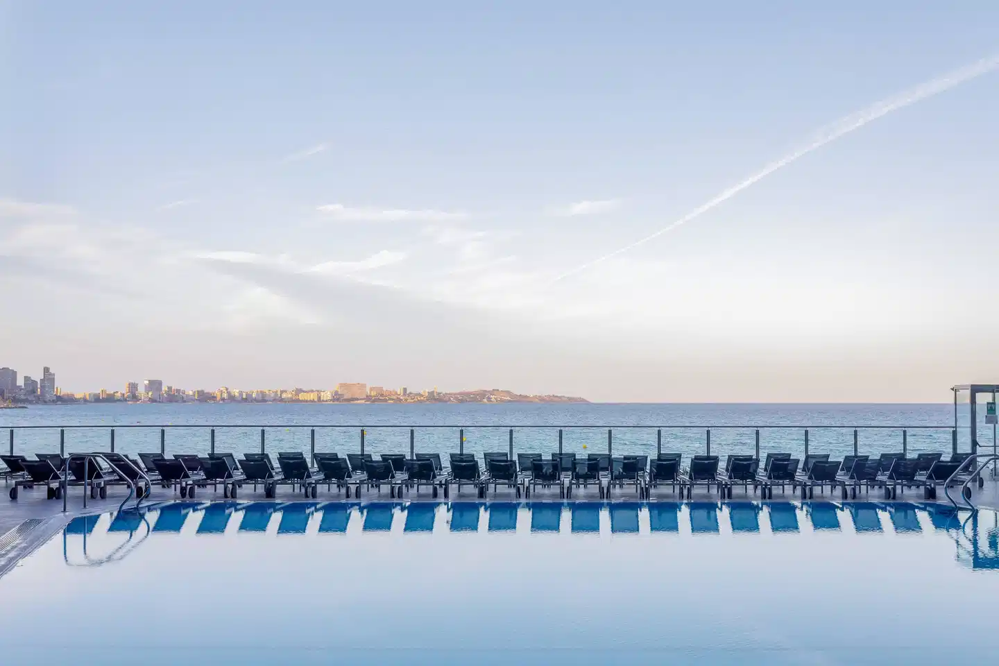 Melia Alicante Pool