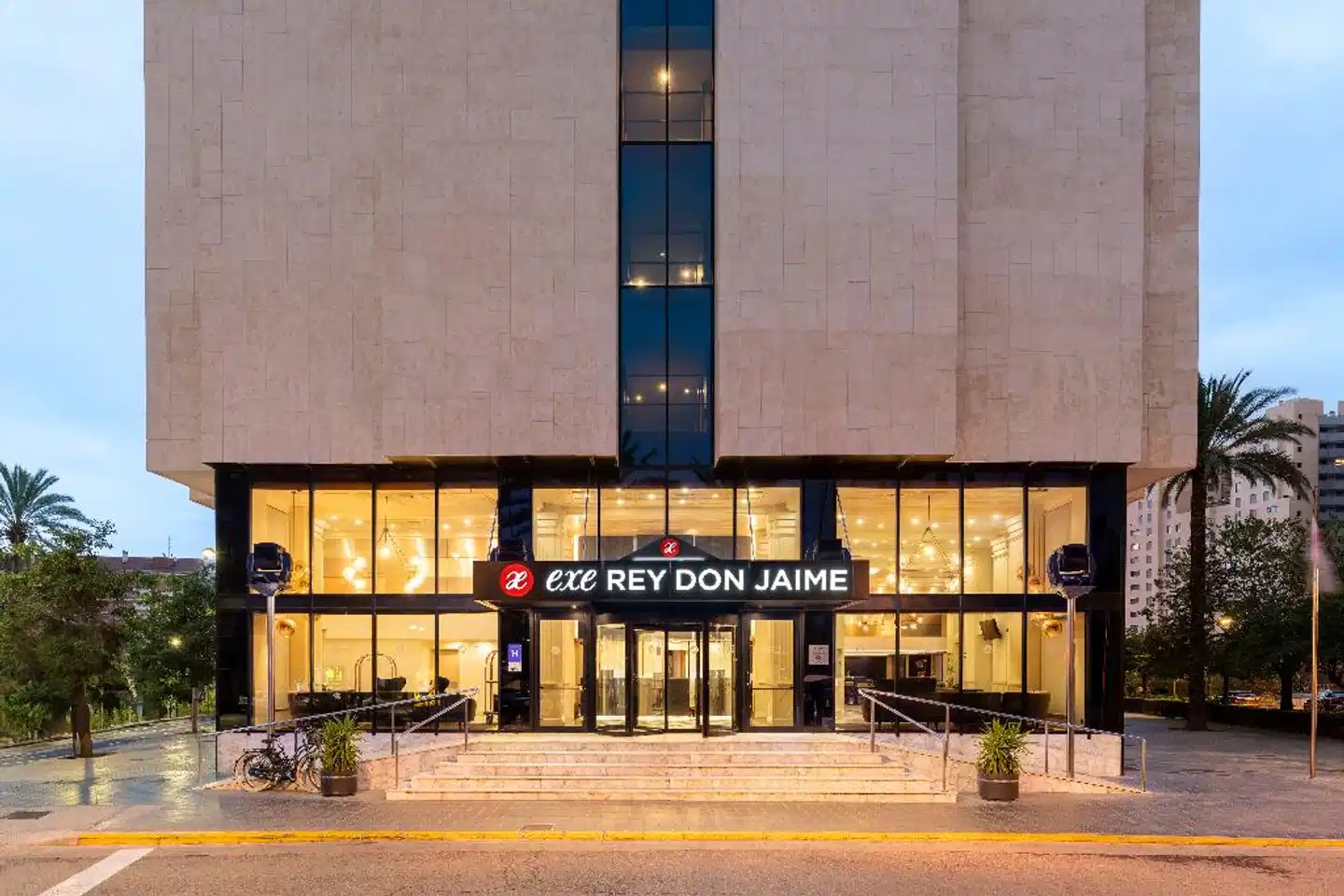 Exe Rey Don Jaime Sport und Entertainment