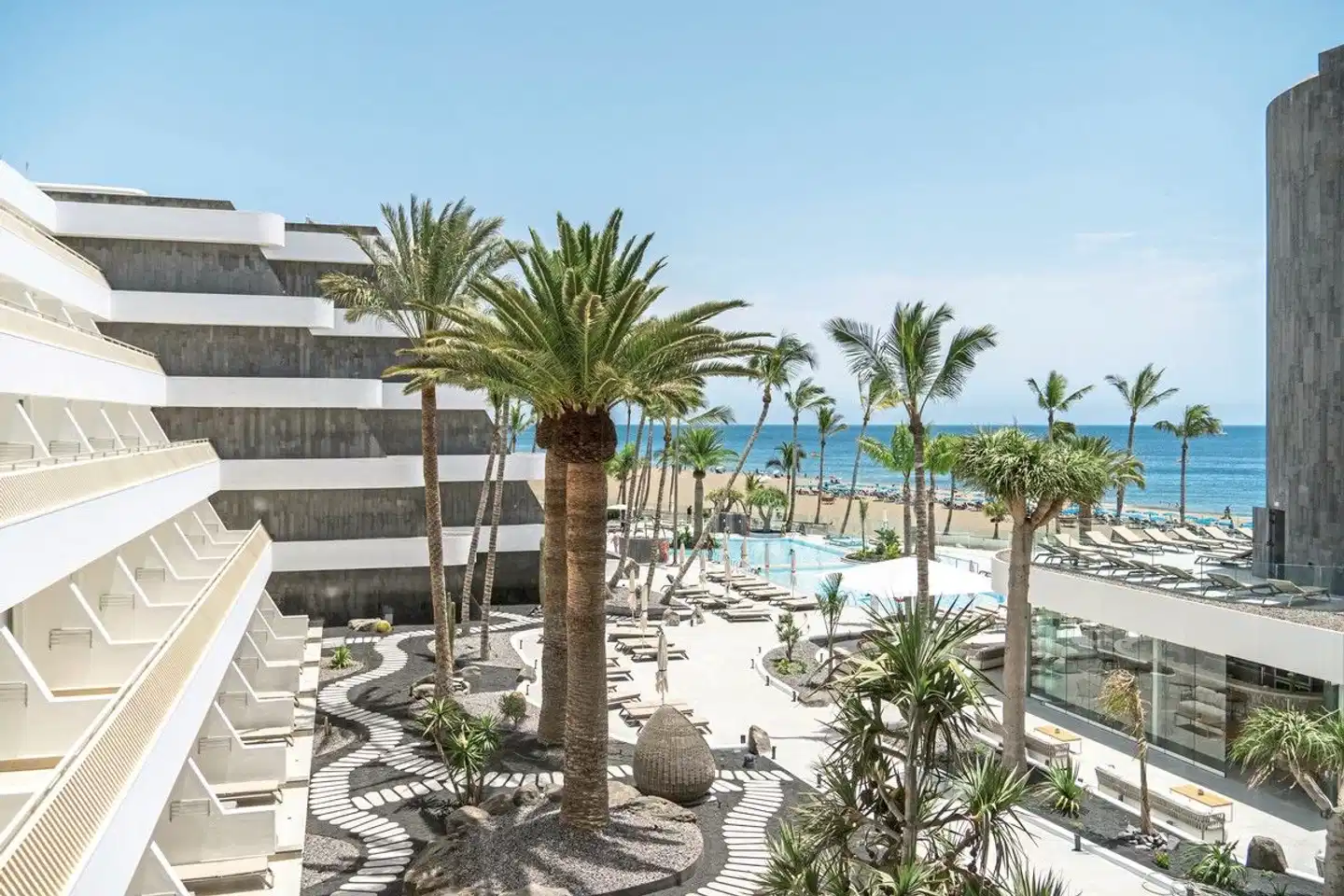 Plus Fariones Suite Hotel Terrasse