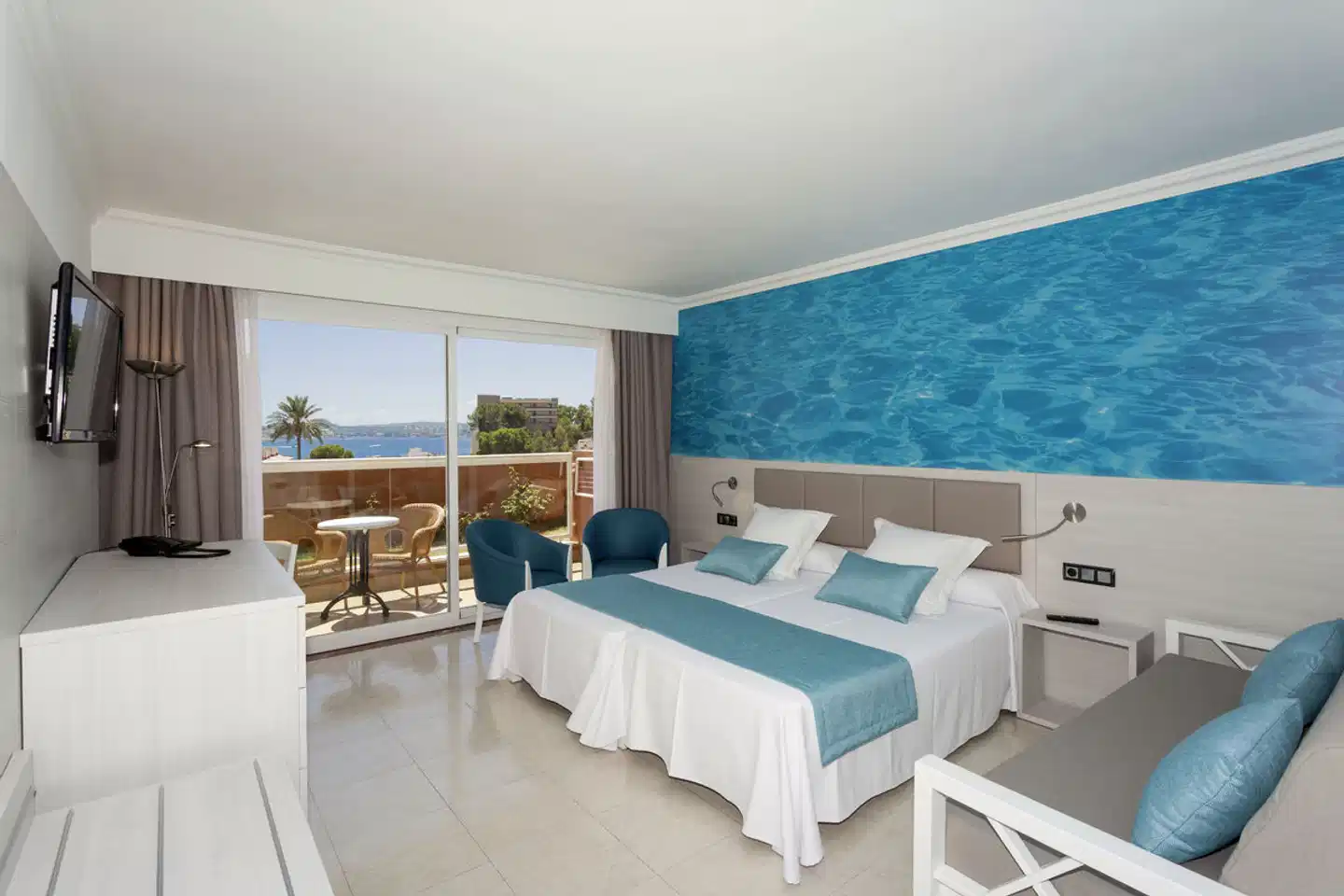 Paguera Beach ACCOMMODATION