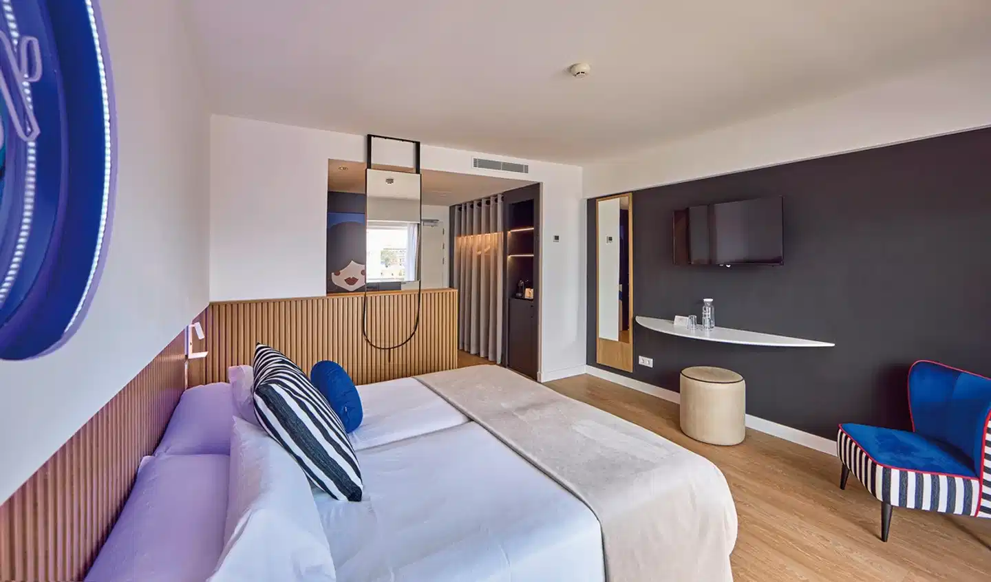 Universal Hotel Neptuno - Adults Only Wohnbeispiel