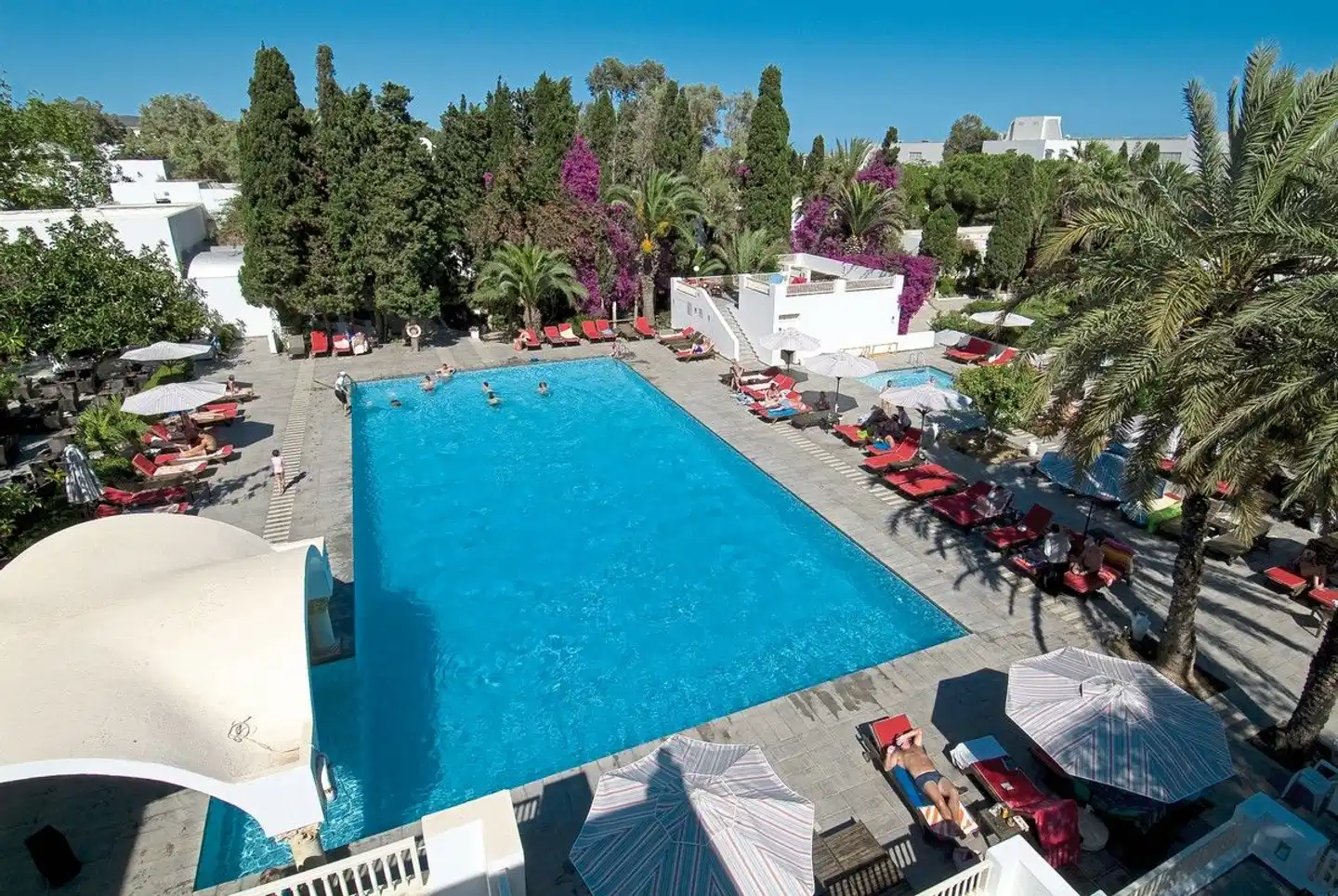 Les Orangers Beach Resort Pool