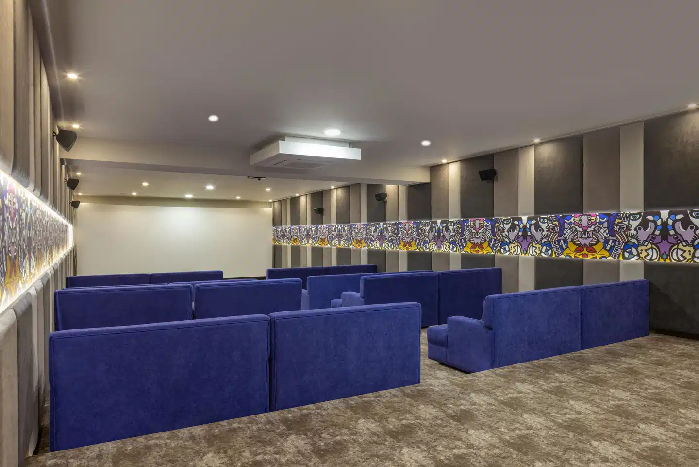 Side Star Elegance Sport und Entertainment