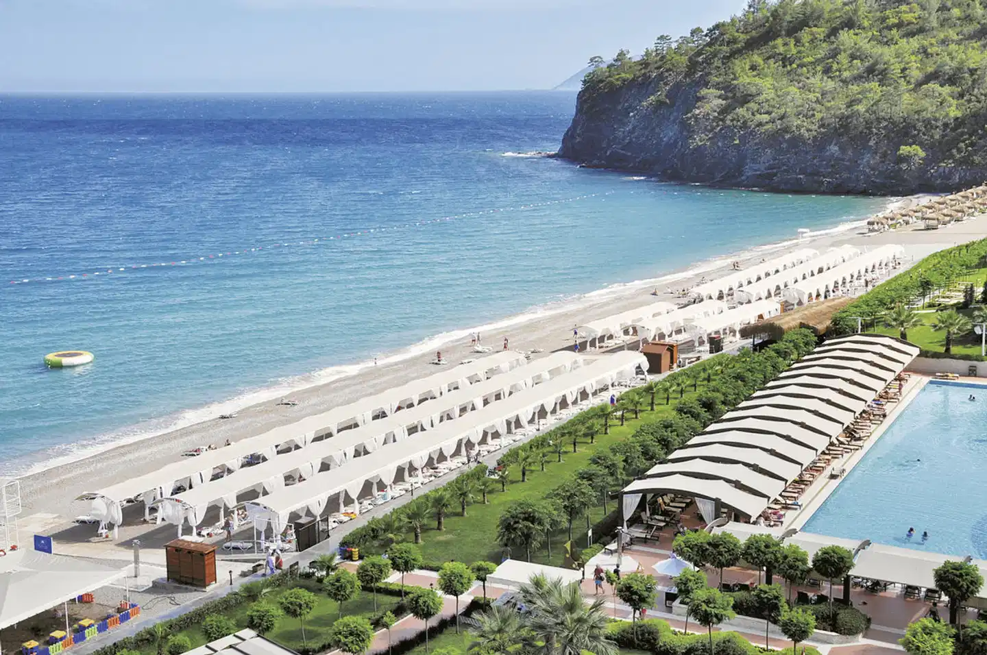 Nirvana Dolce Vita Luxury Strand