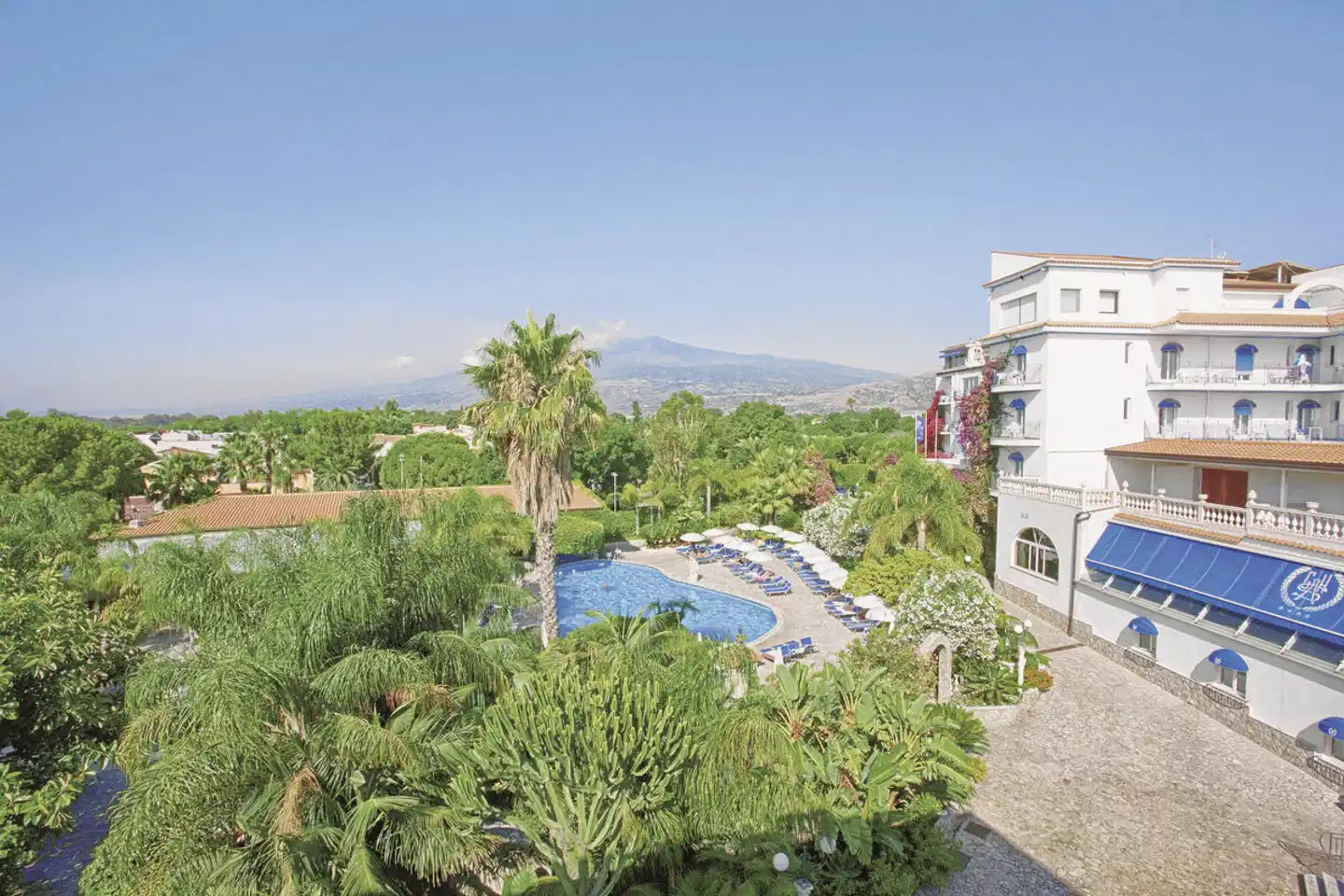 Sant Alphio Garden Aussenansicht