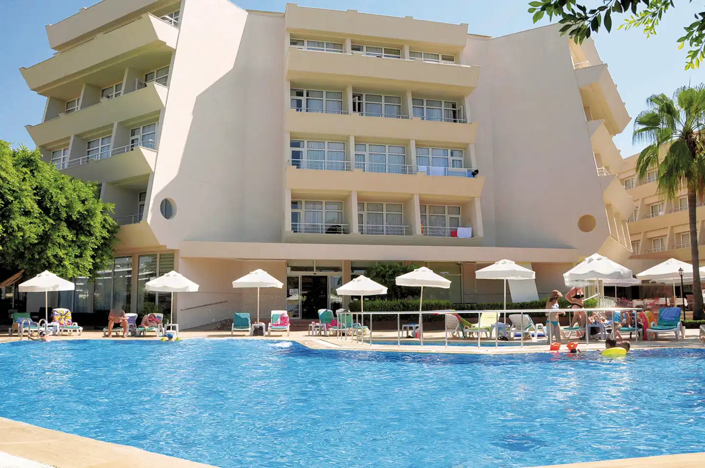 Nerton Aussenansicht