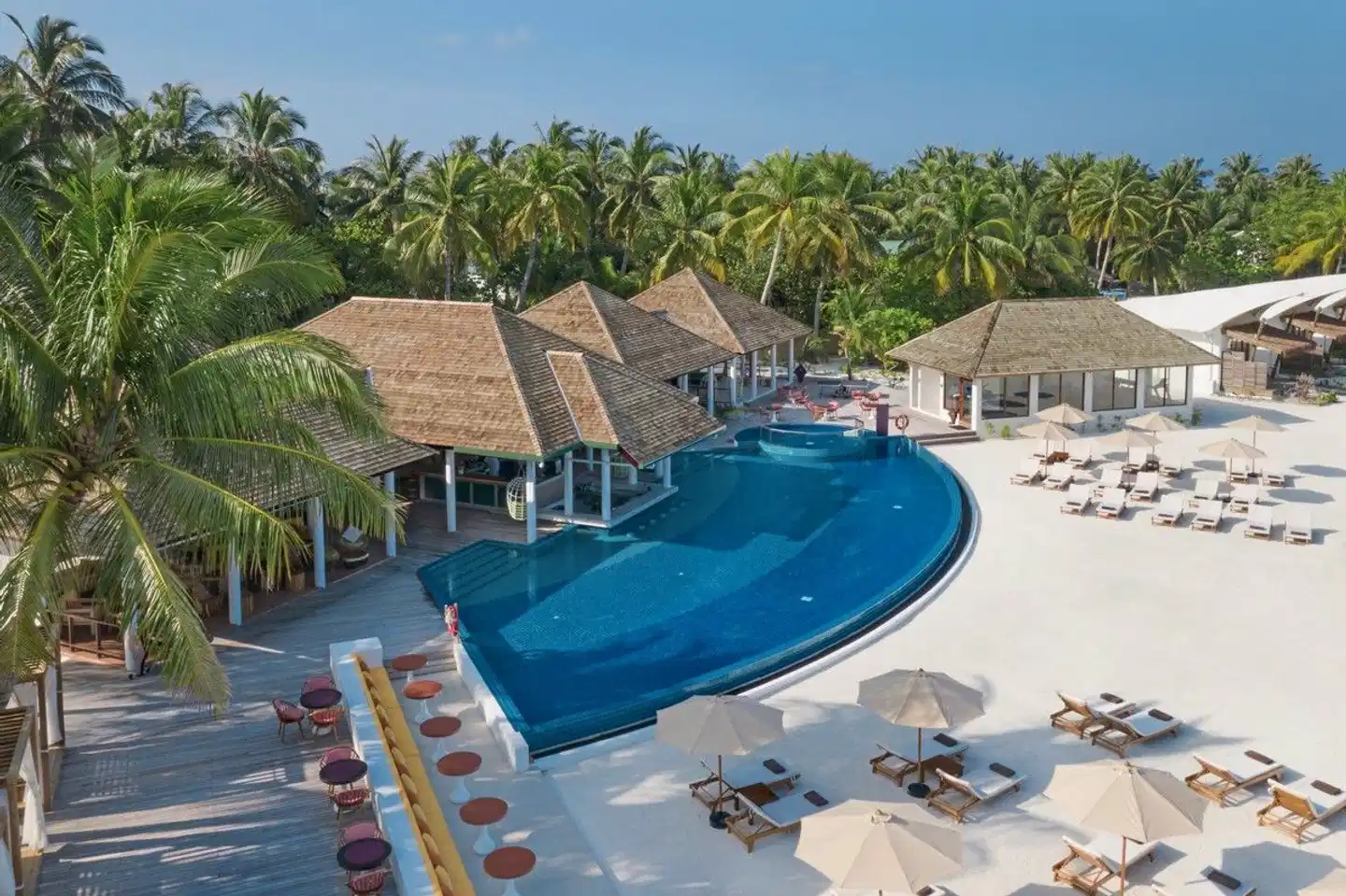 Cinnamon Hakuraa Huraa Maldives Pool