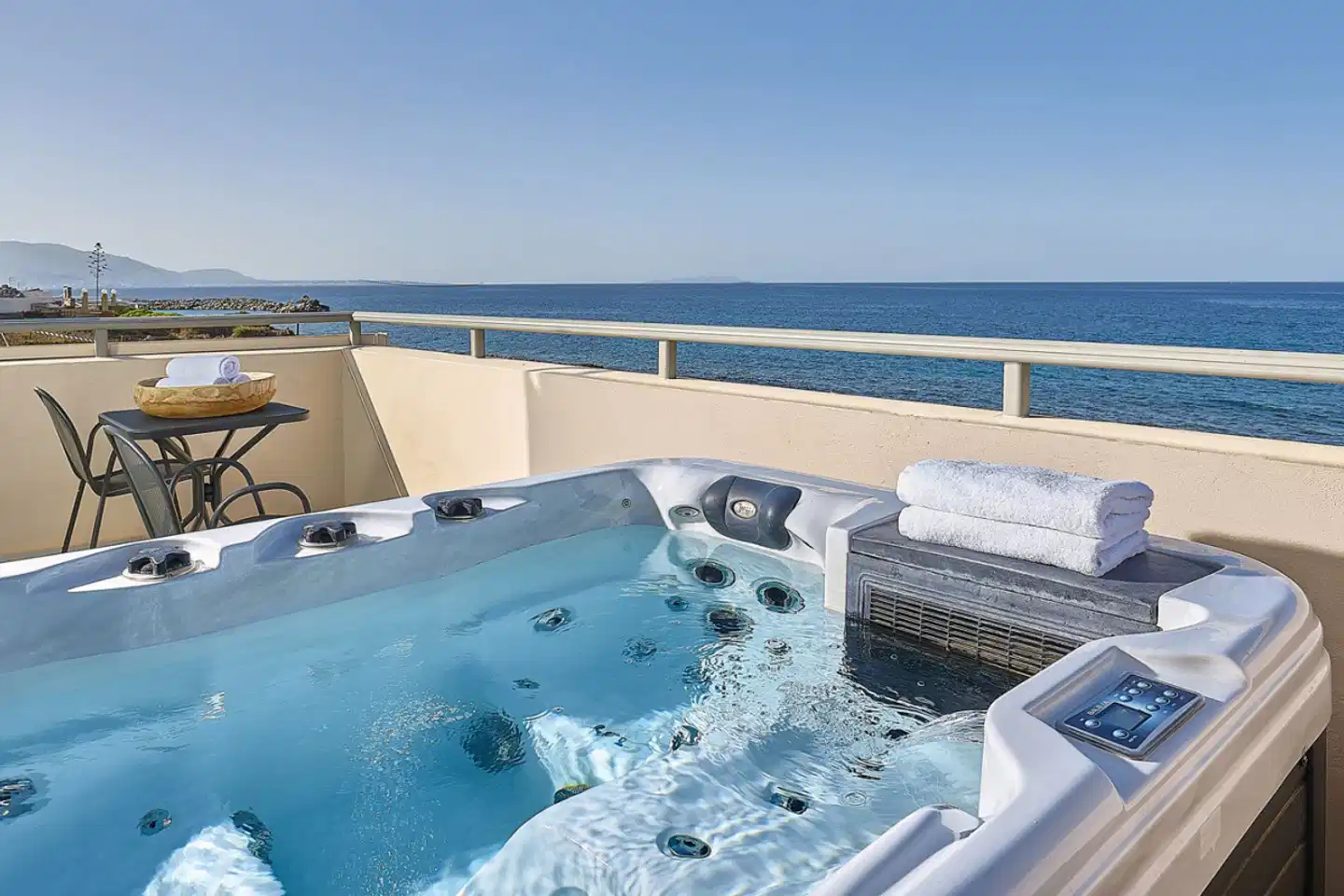 Castello Village Pool