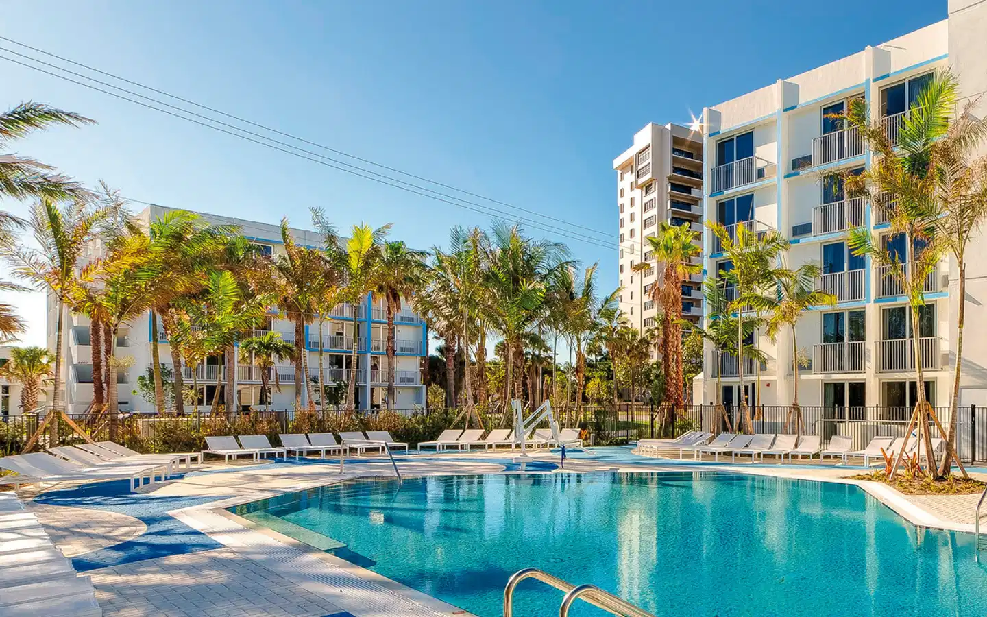 Plunge Beach Resort Pool