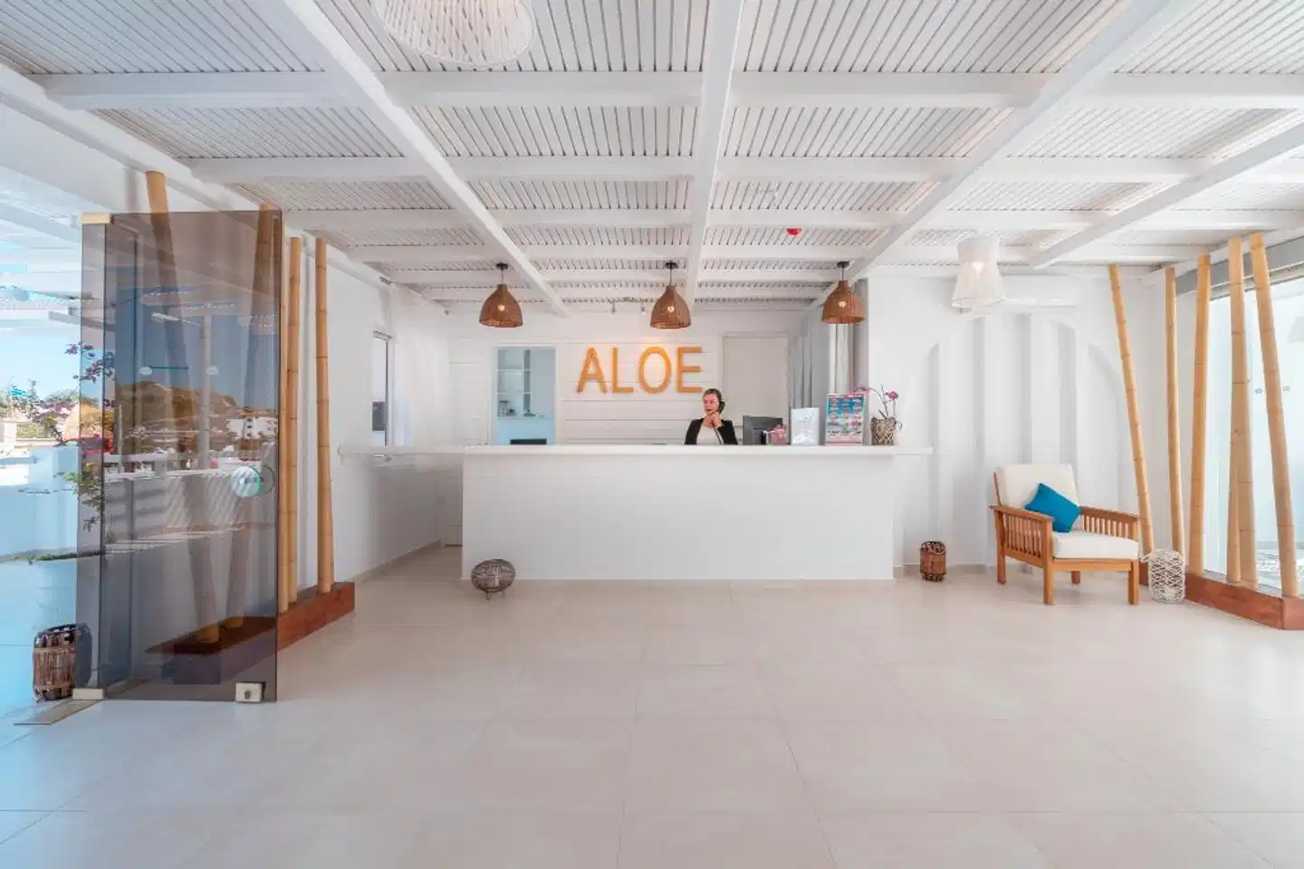 Aloe Hotel Lobby