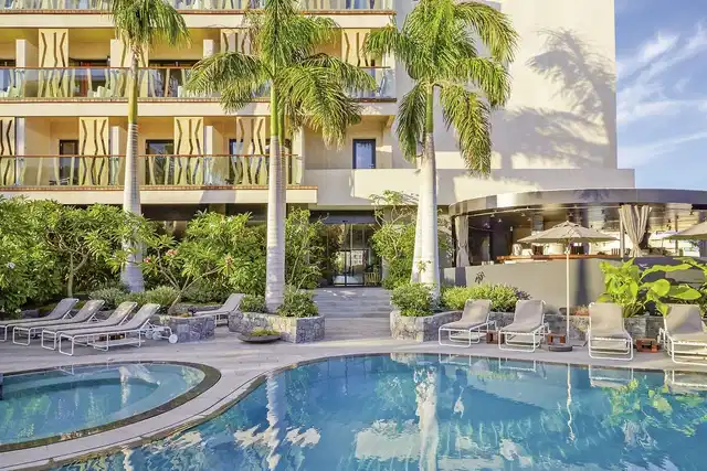 Bohemia Suites & Spa POOL