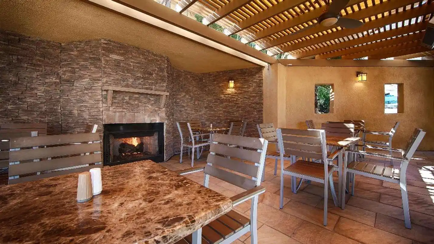 Best Western Inn at Palm Springs Lobby